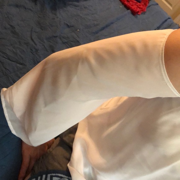 Off the shoulder white shirt! - Picture 3 of 3